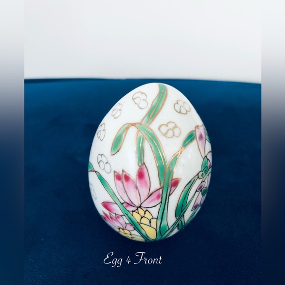 Vintage Handpainted Porcelain Eggs (Set of 4) | Collectible Chinoiserie | - Picture 8 of 9